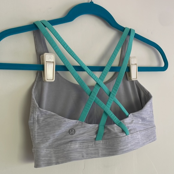 Lululemon Grey and Teal Energy Strappy Sports Bra - Picture 3 of 9